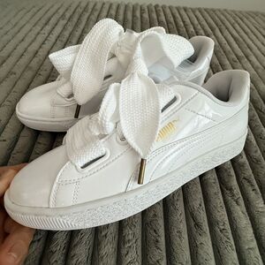 PUMA Basket Heart Patent Sneakers NIB Ribbon Laces White Women’s 9.5